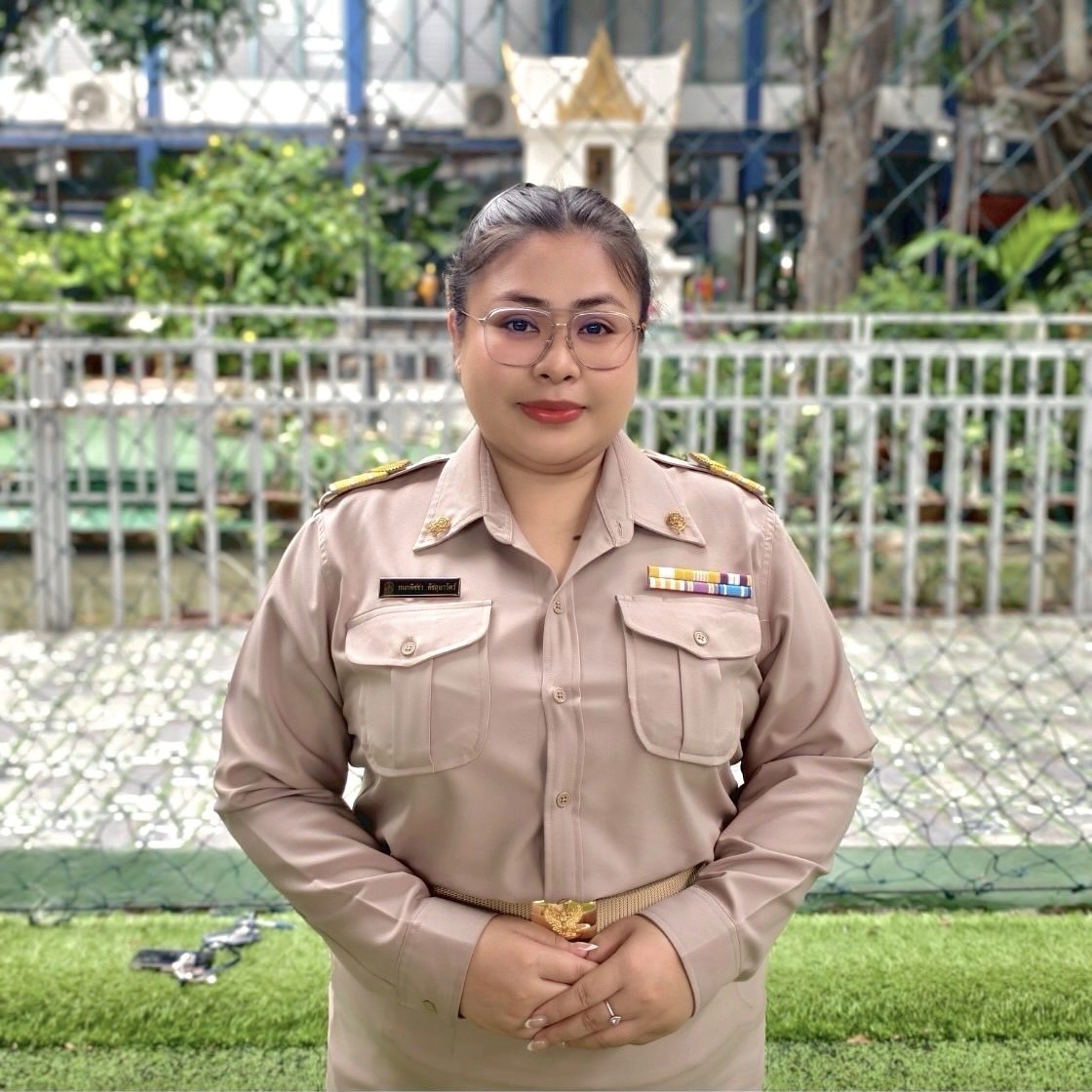 นางสาวกนกพิชชา ดัชถุยาวัตร์