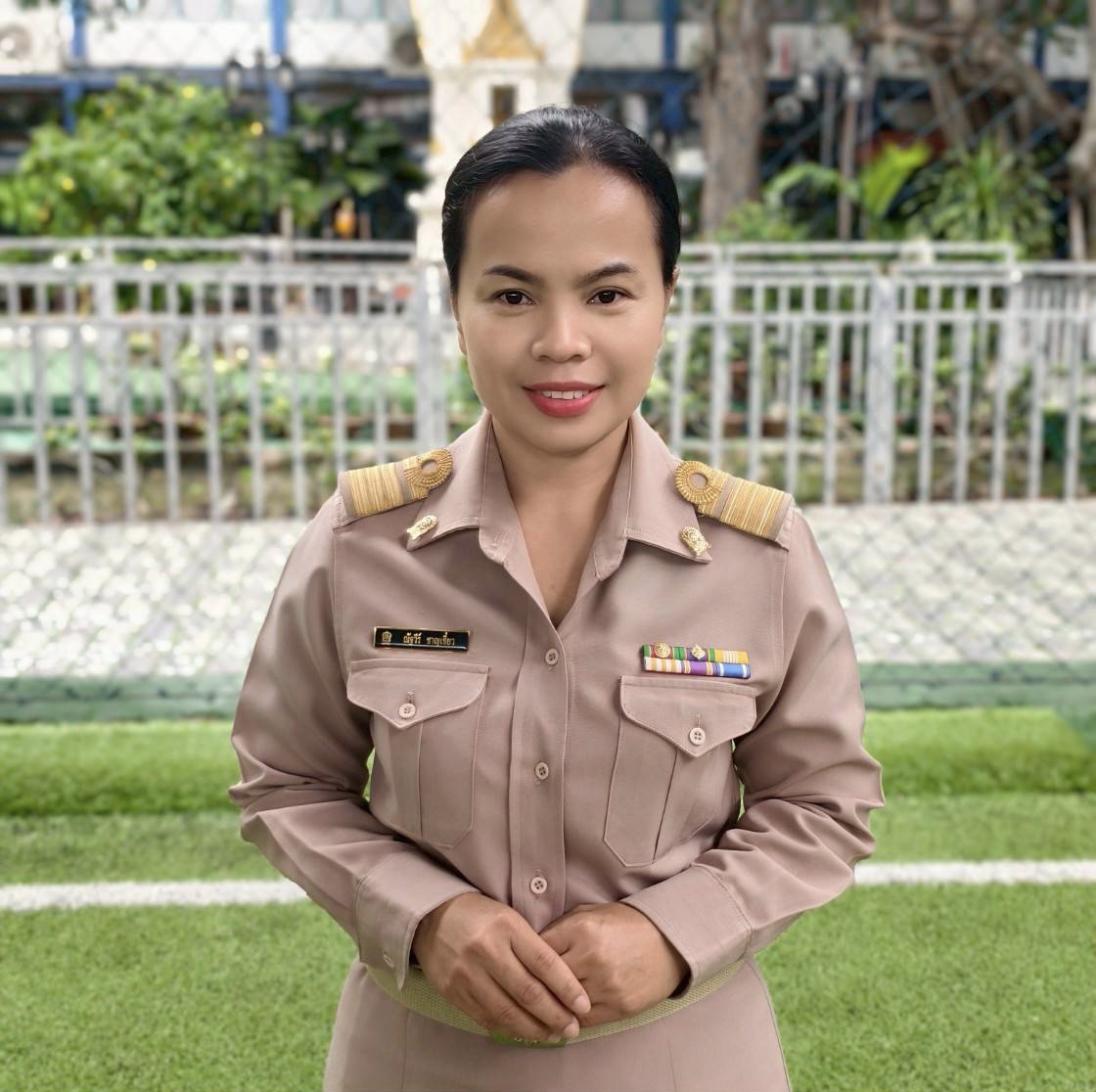 นางสาวณัฐวีร์ ชาญเชี่ยว