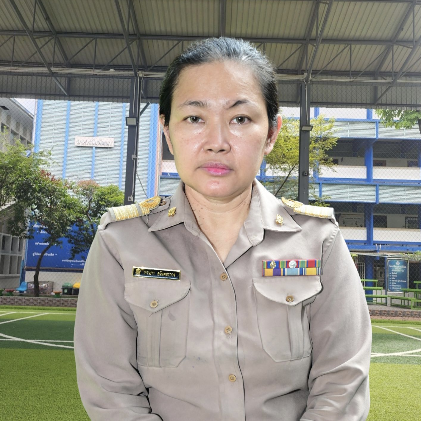 นางพรนภา อนันตสุรกาจ